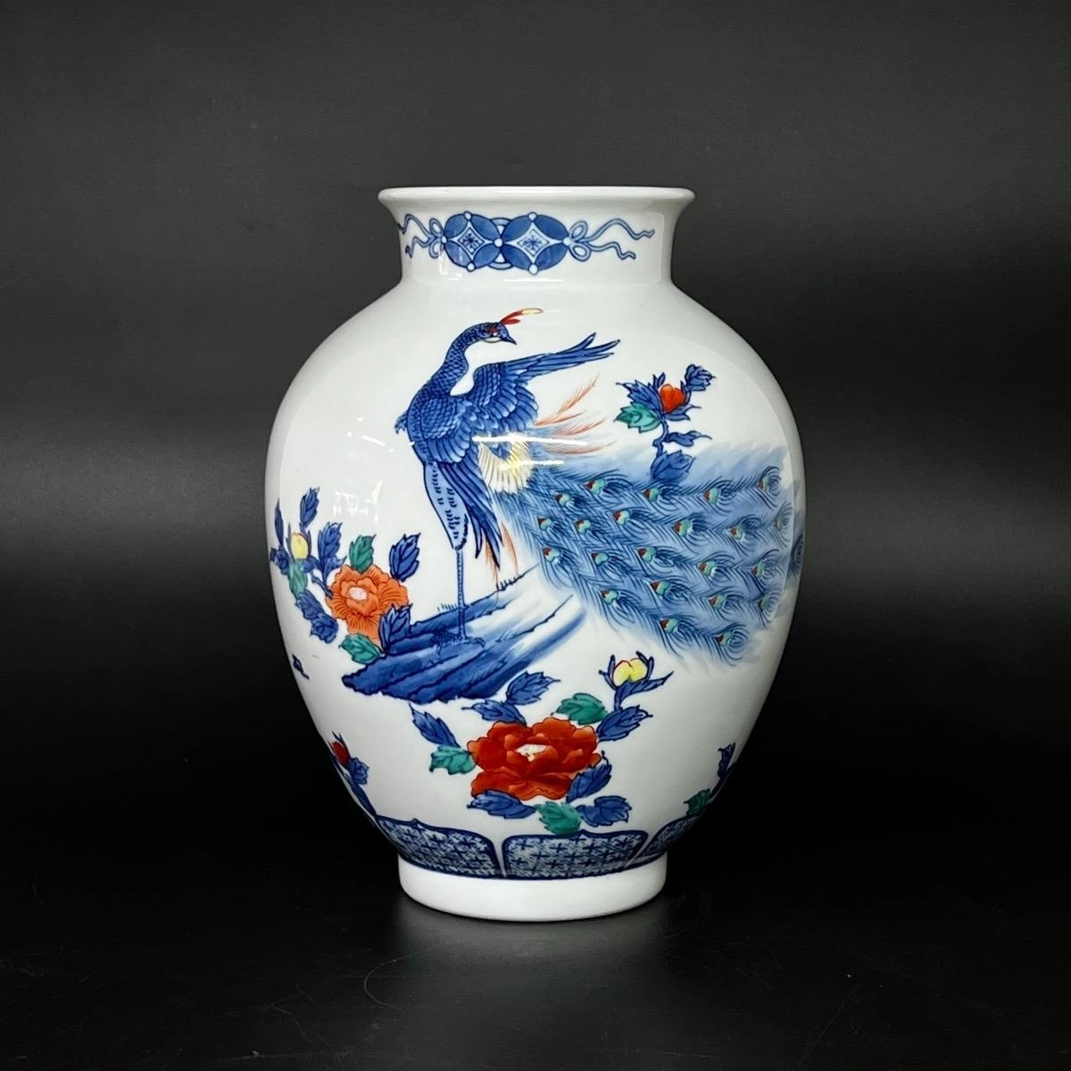 Bình hoa Imari xưa Nhật bản hoạ tiết hoa lá dáng hình trụ cổ điển