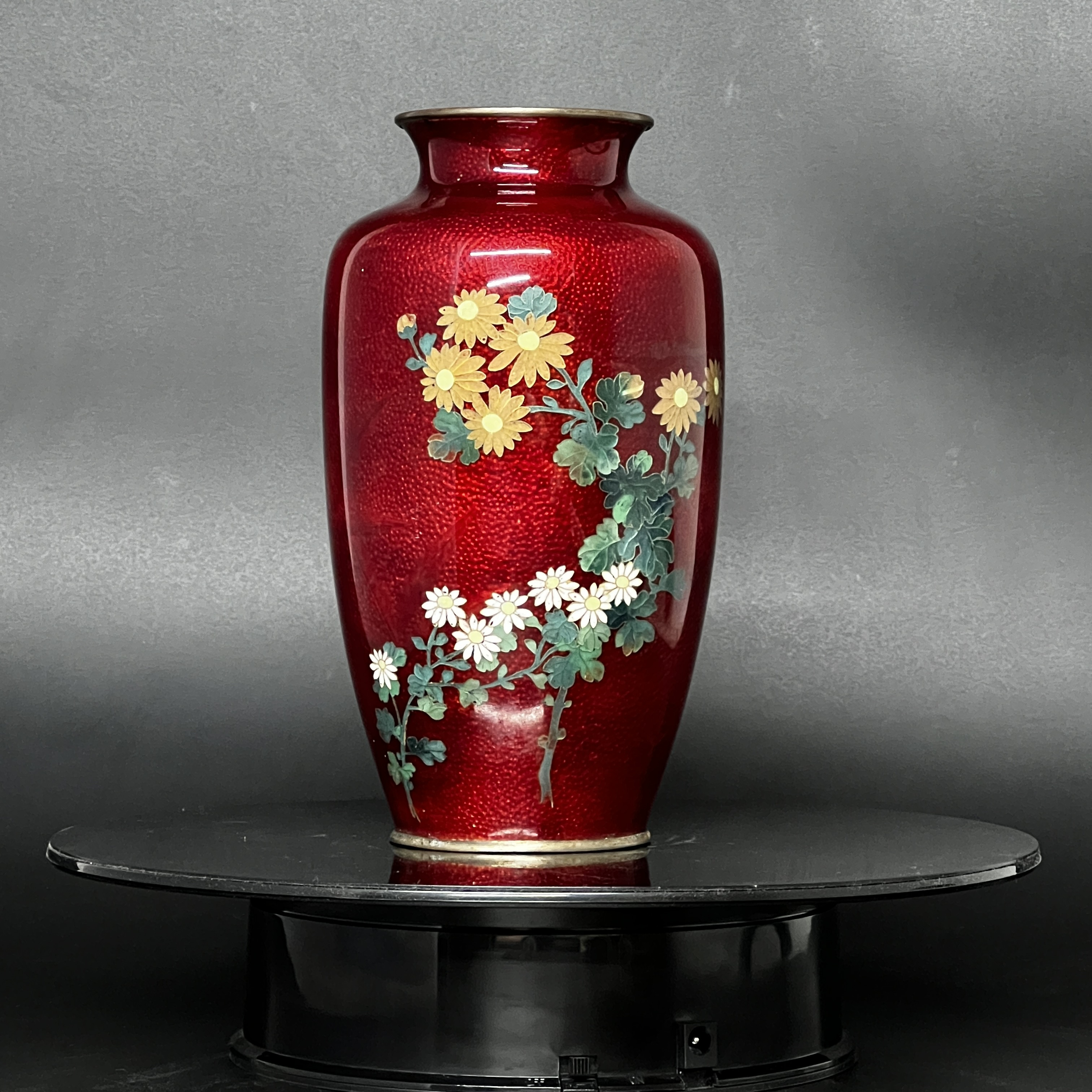 Bình hoa Cloisonne Shippo đỏ đô hoa cúc hoạ mi