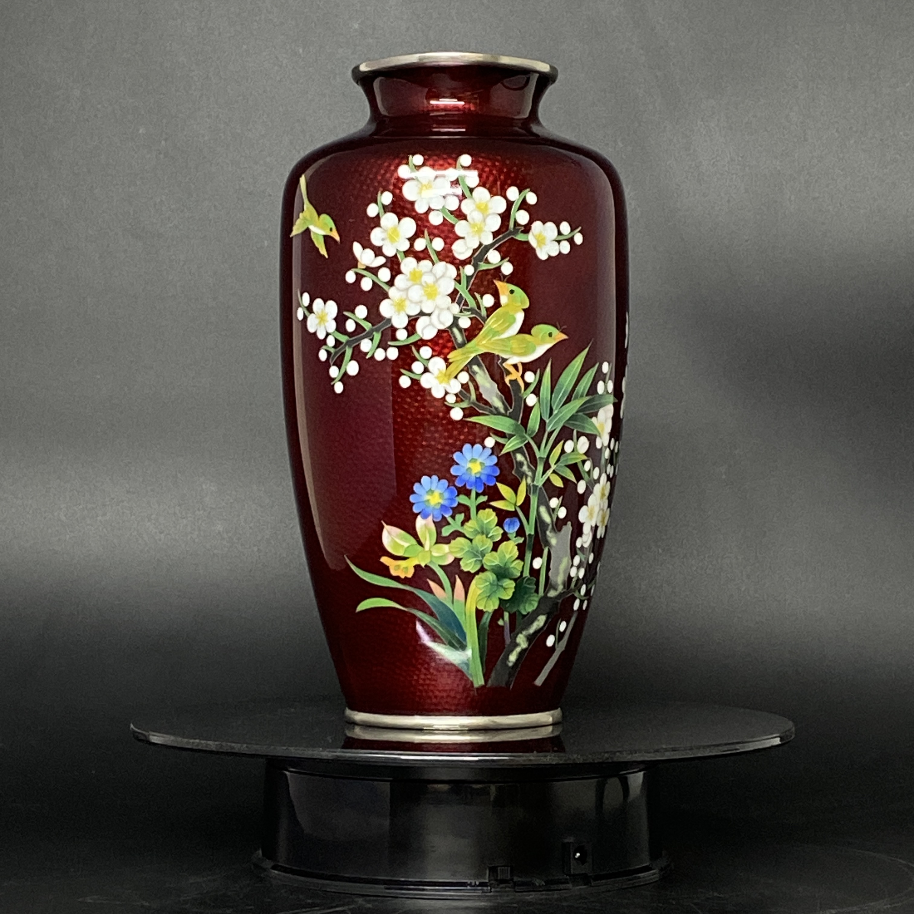 Bình hoa Cloisonne Shippo đỏ đô hoạ tiết hoa và chim non