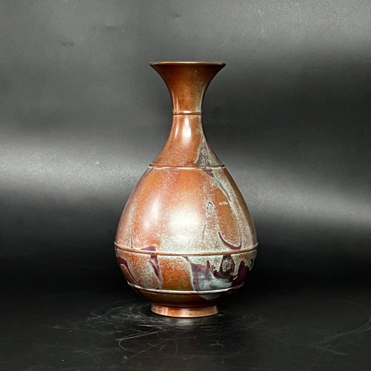 Bình đồng Takaoka loang vân nâu tím
