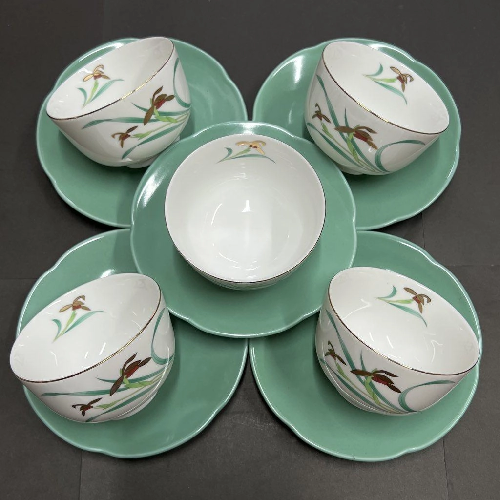 Cặp ly tách họa tiết trái oliu xanh lam