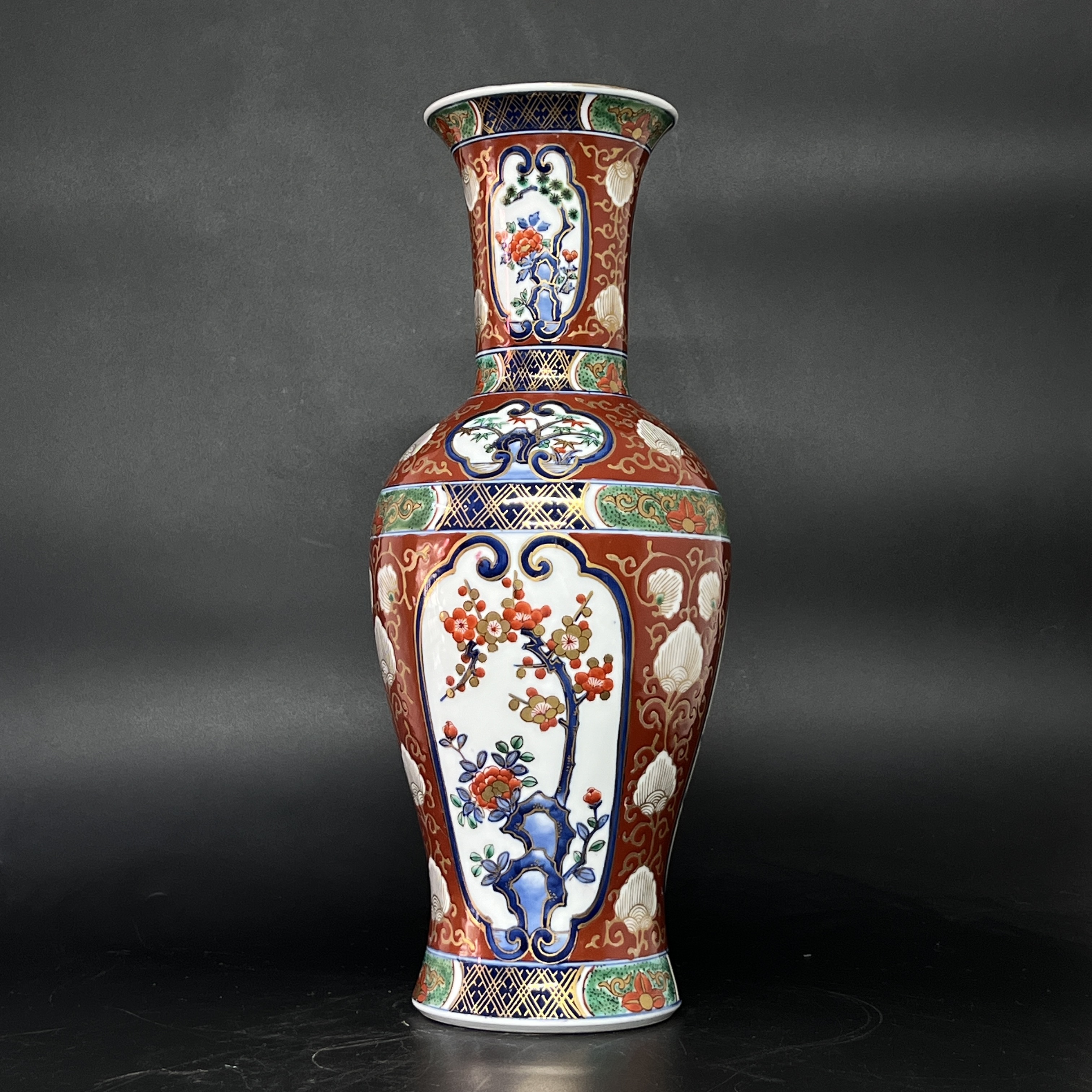 Bình hoa sứ Imari Nhật bản kiểu cổ điển